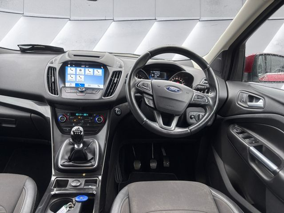 2019 Ford Kuga - image 11