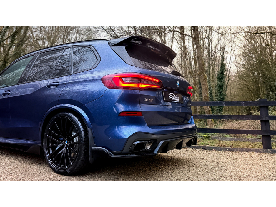 2021 BMW X5 - image 11