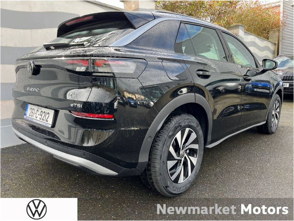 2026 Volkswagen T-Roc - image 7