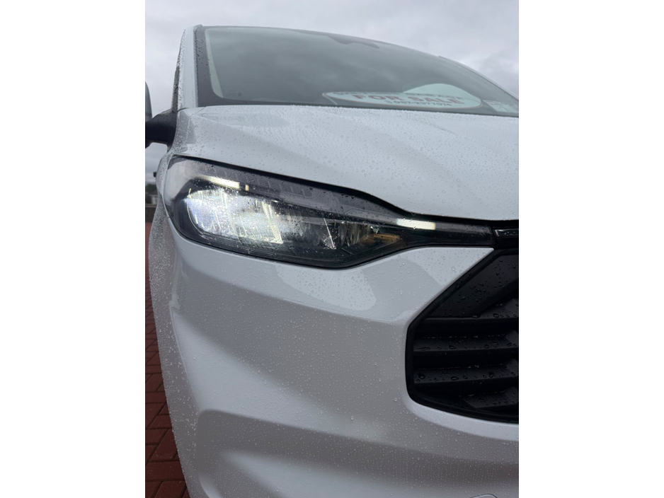 2024 Ford Transit Custom  €29,995