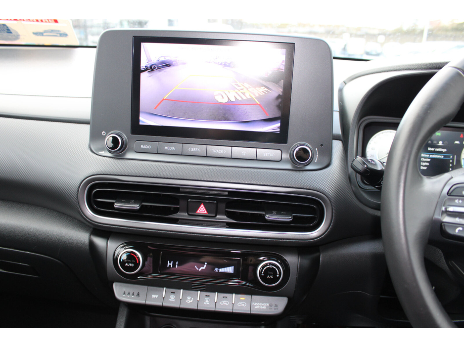 2022 Hyundai Kona 1.0 T-GDI Executive Two Tone Roof €22,950