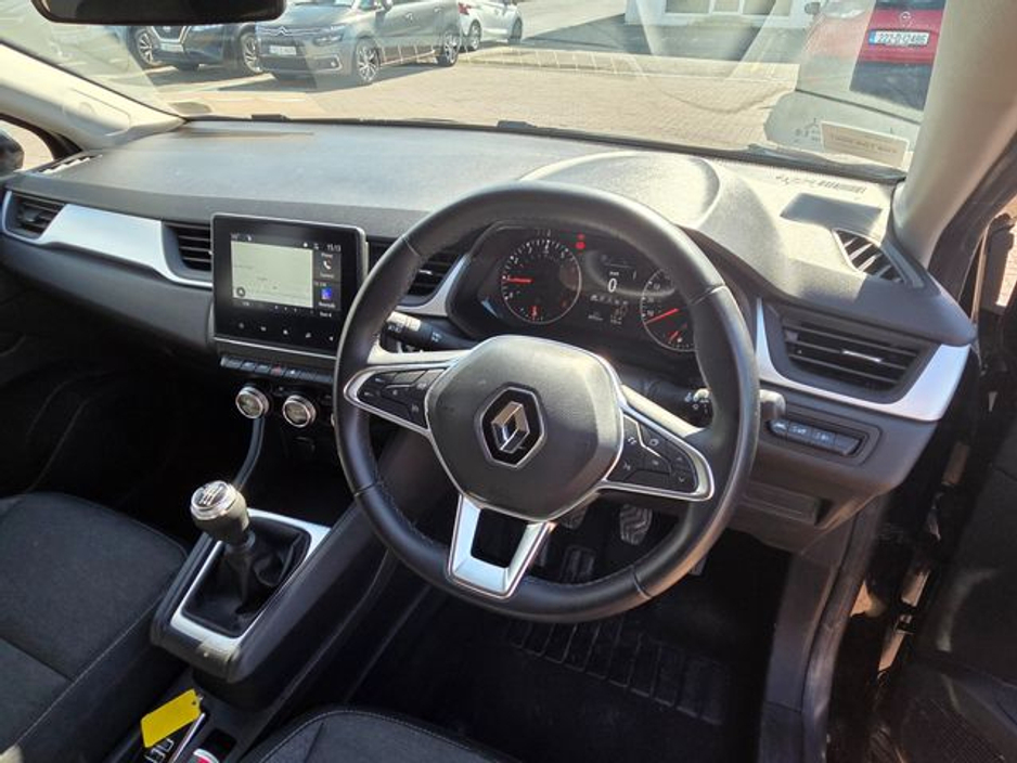 2023 Renault Captur - image 8