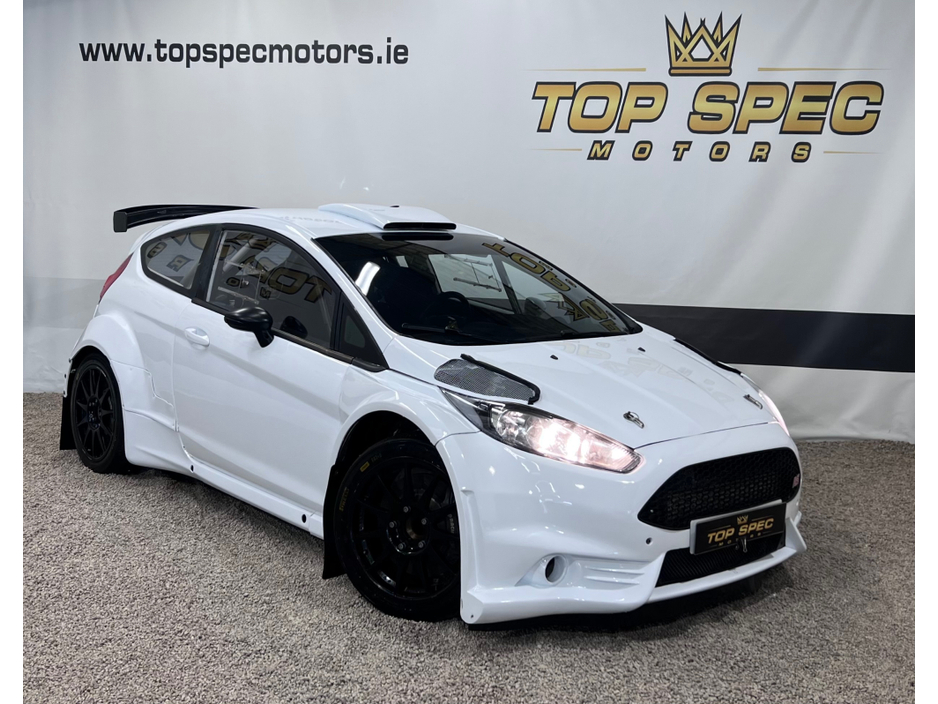 2015 Ford Fiesta 2015 Ford Fiesta r5  Ex works evo 2 rallycar