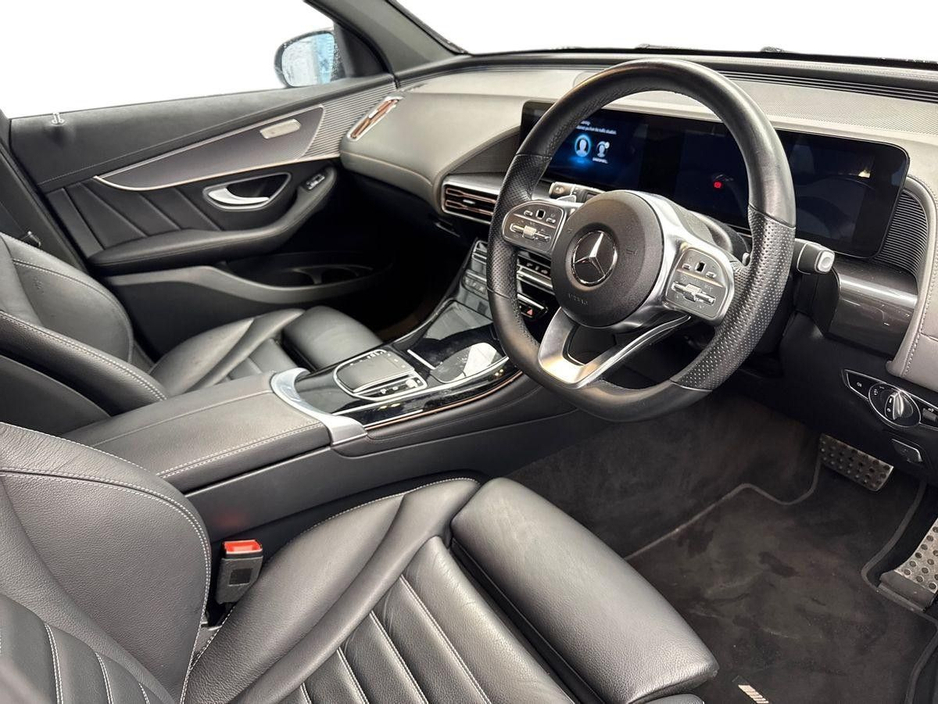 2022 Mercedes-Benz EQC - image 6