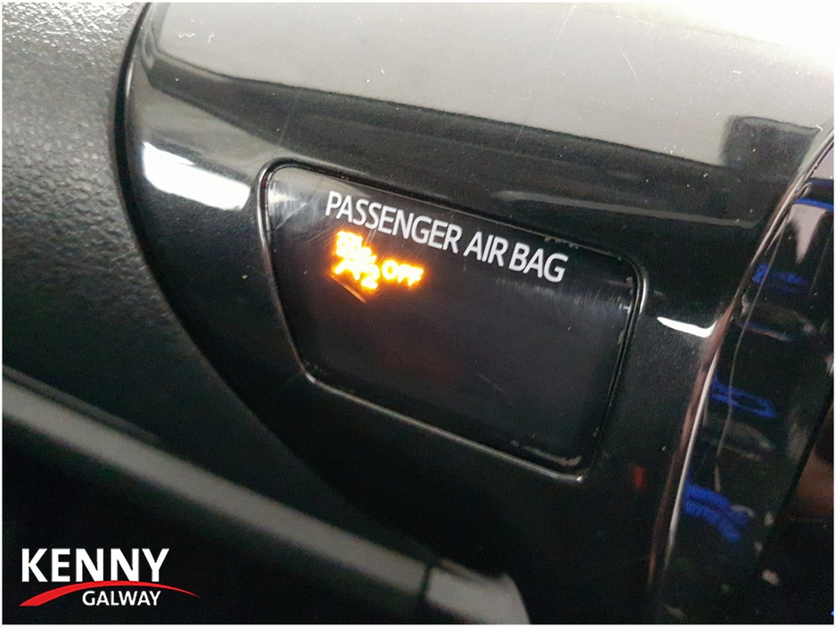 2022 Toyota Hilux 2.4 DLX SINGLE CAB 2DR €31,990