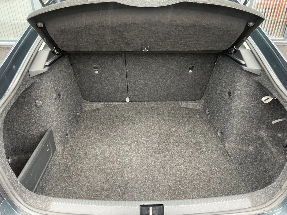 2017 Skoda Octavia AMBITION 1.0 TSI 115HP 4DR €13,250