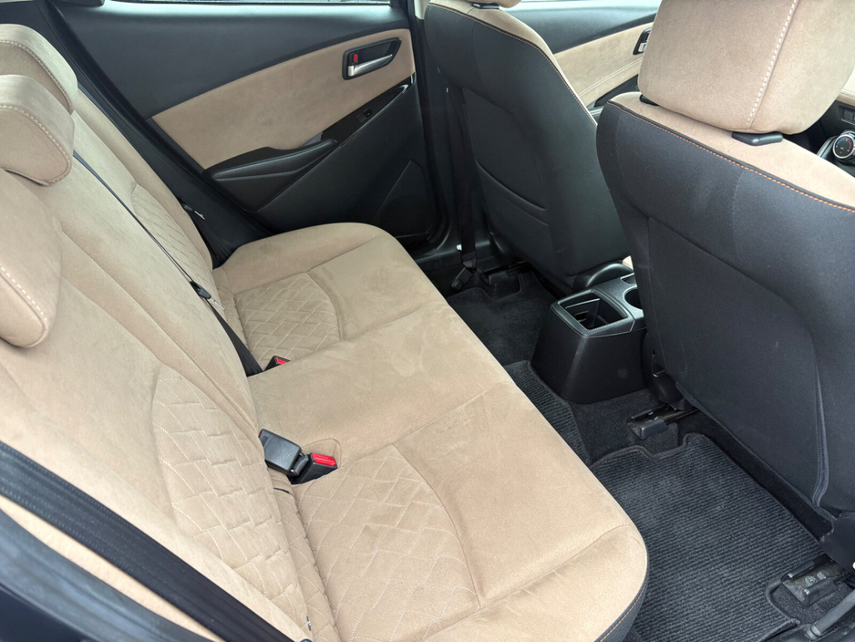 2017 Mazda Demio - image 21