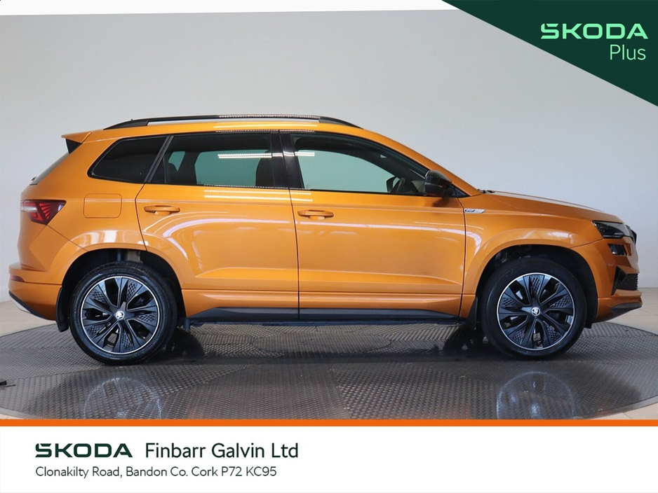 2023 Skoda Karoq - image 11