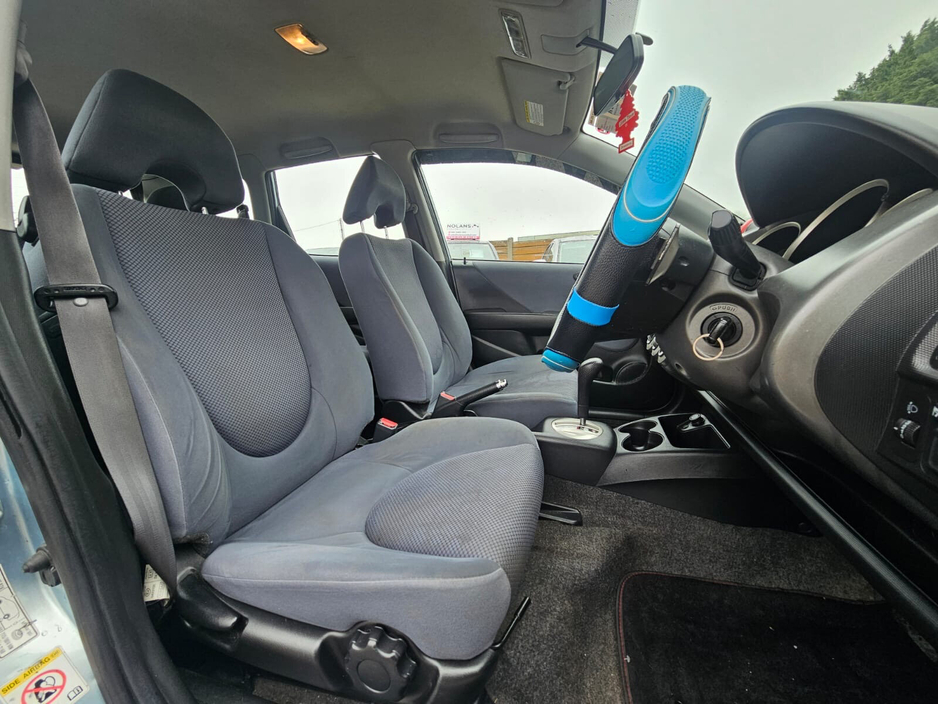 2006 Honda Jazz - image 14