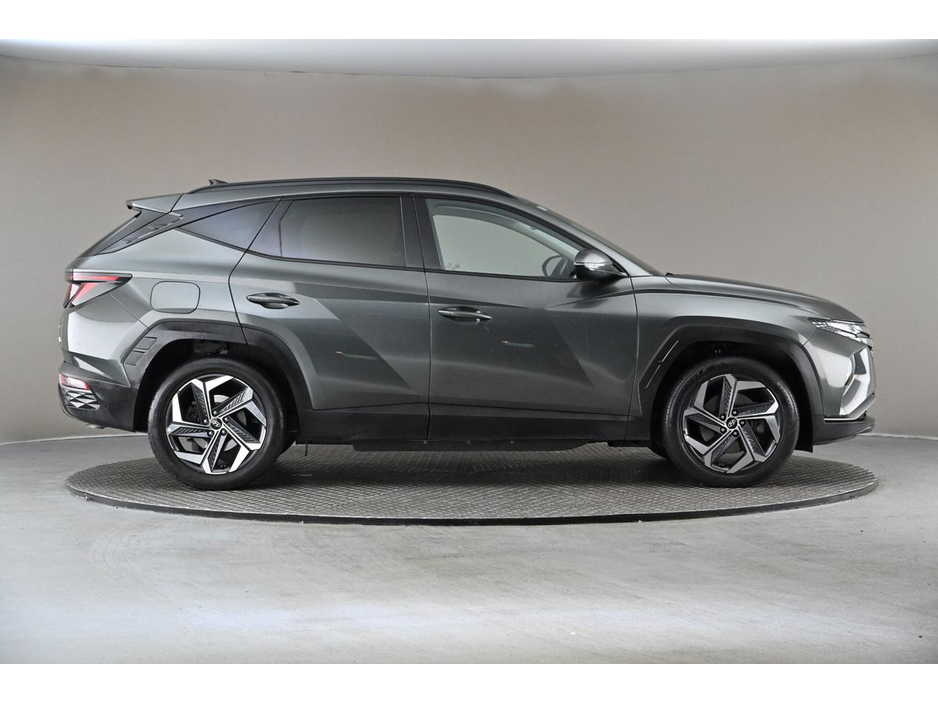 2021 Hyundai Tucson - image 12