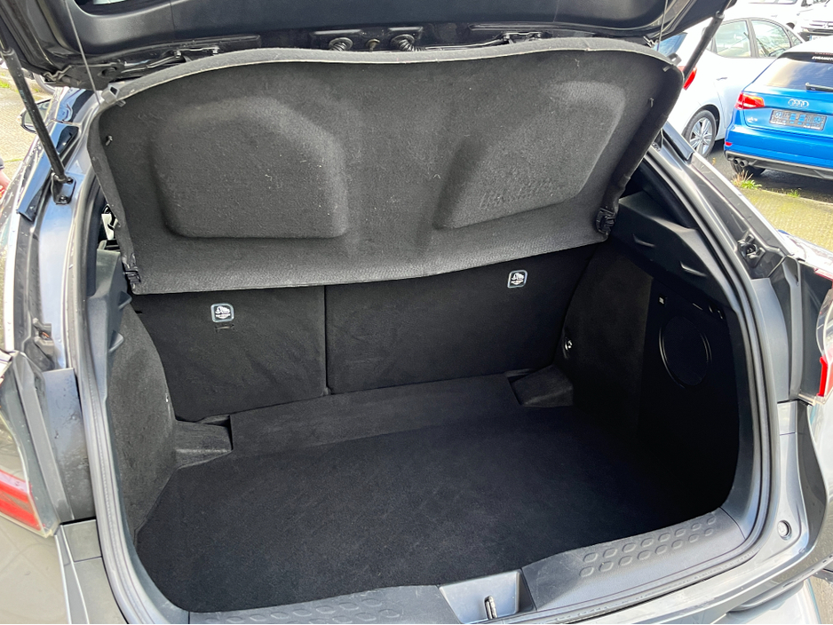 2018 Toyota C-HR DYNAMIC AUTOMATIC HYBRID 1.8 PETROL //MASSIVE SPEC//JBL SOUND SYSTEM//SAT NAV//FULL LEATHER HEATED SEATS//REVERSE CAMERA// €18,950