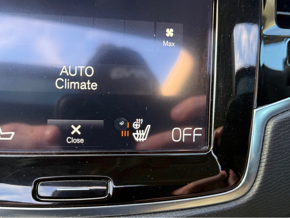 2016 Volvo XC90 T8 PHEV MOMENTUM GT 7 Seater Auto €21,950