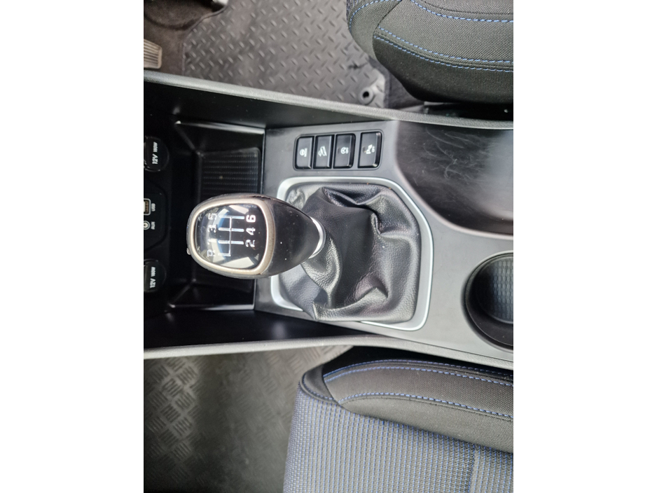 2017 Hyundai Tucson - image 26