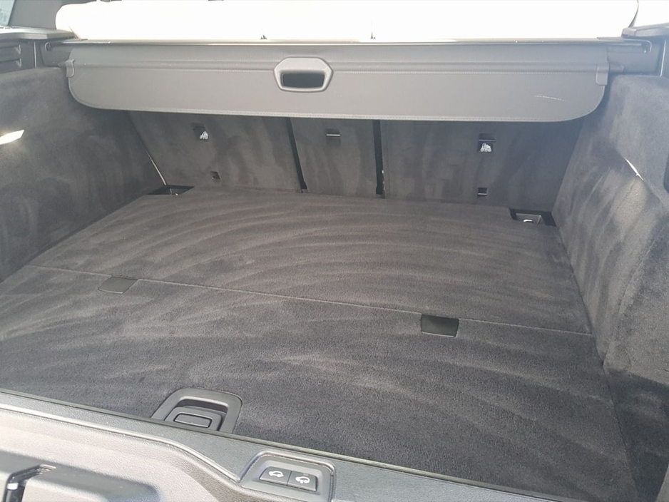 2024 BMW X5 - image 11