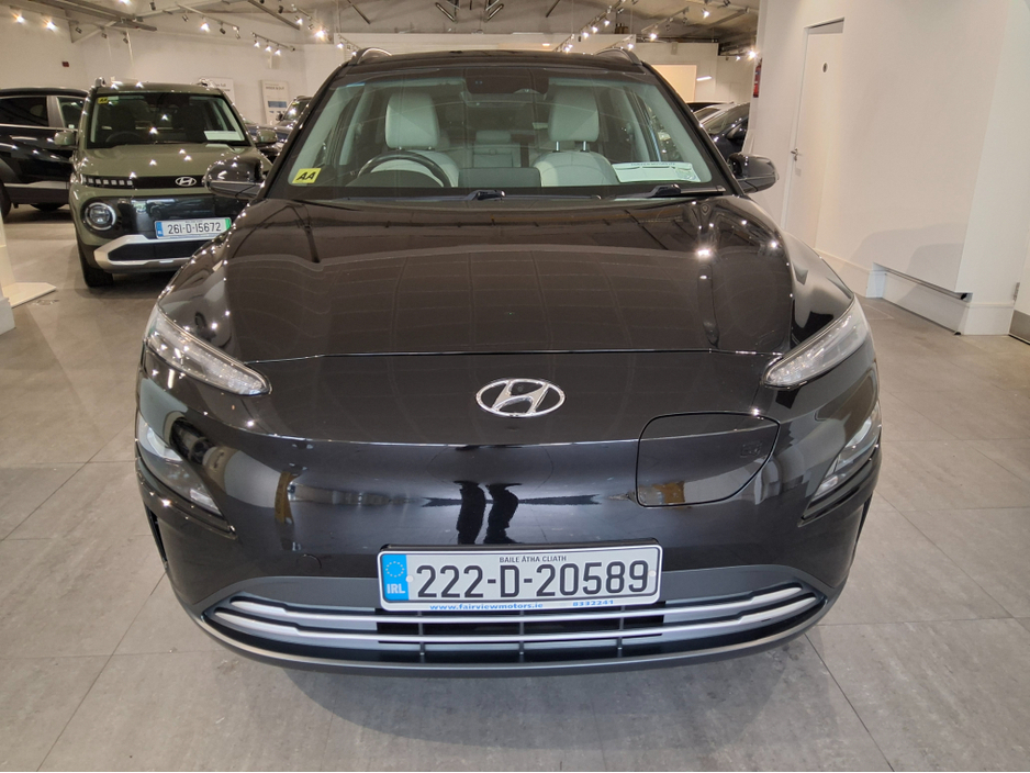 2022 Hyundai Kona PREMIUM 64kW ** Long Range Battery** €21,950