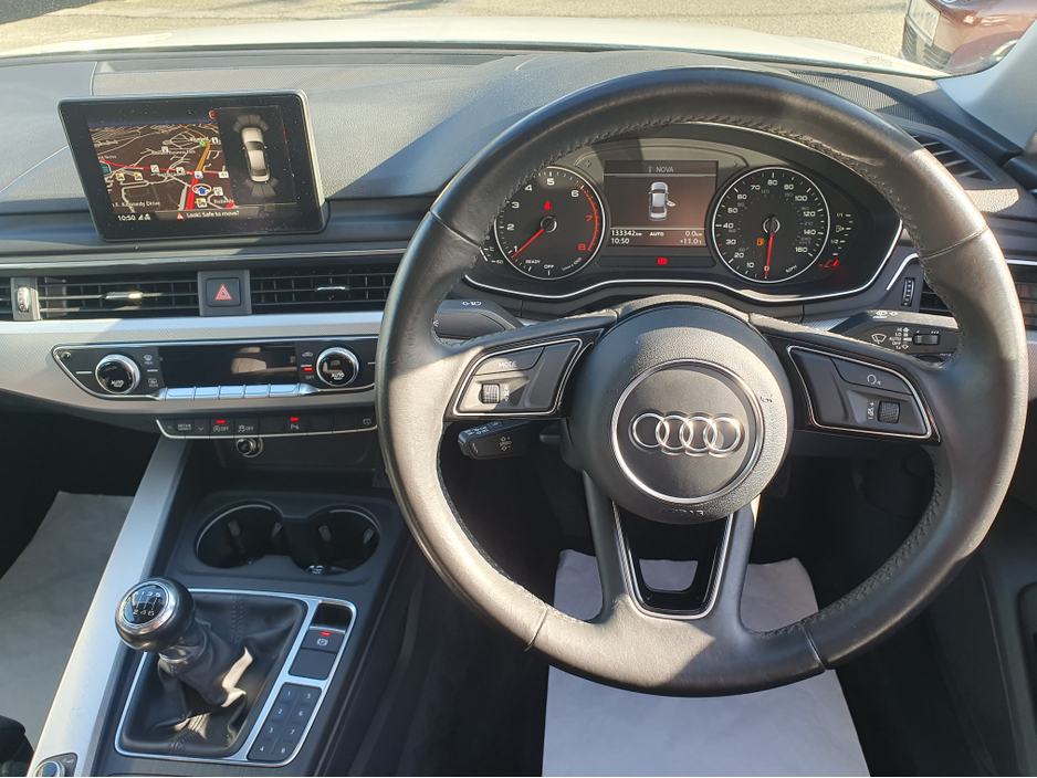2016 Audi A4 - image 17