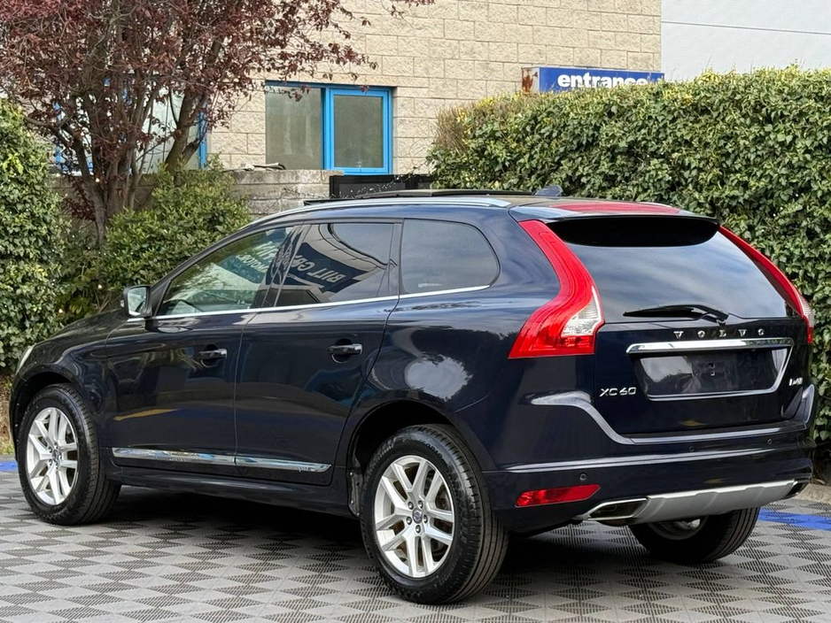 2016 Volvo XC60 - image 7