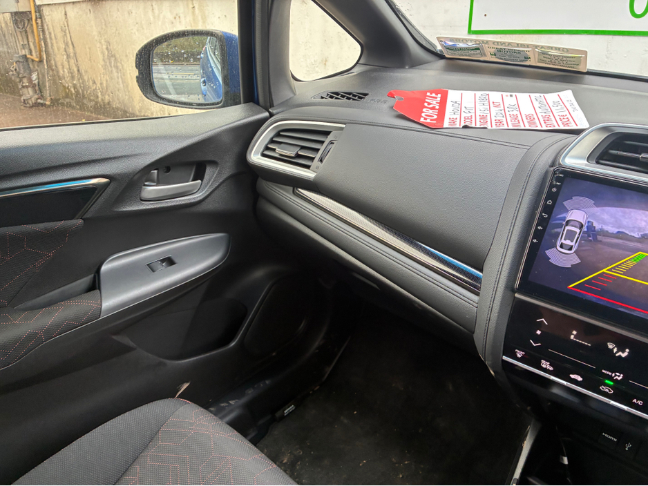 2014 Honda Fit - image 21