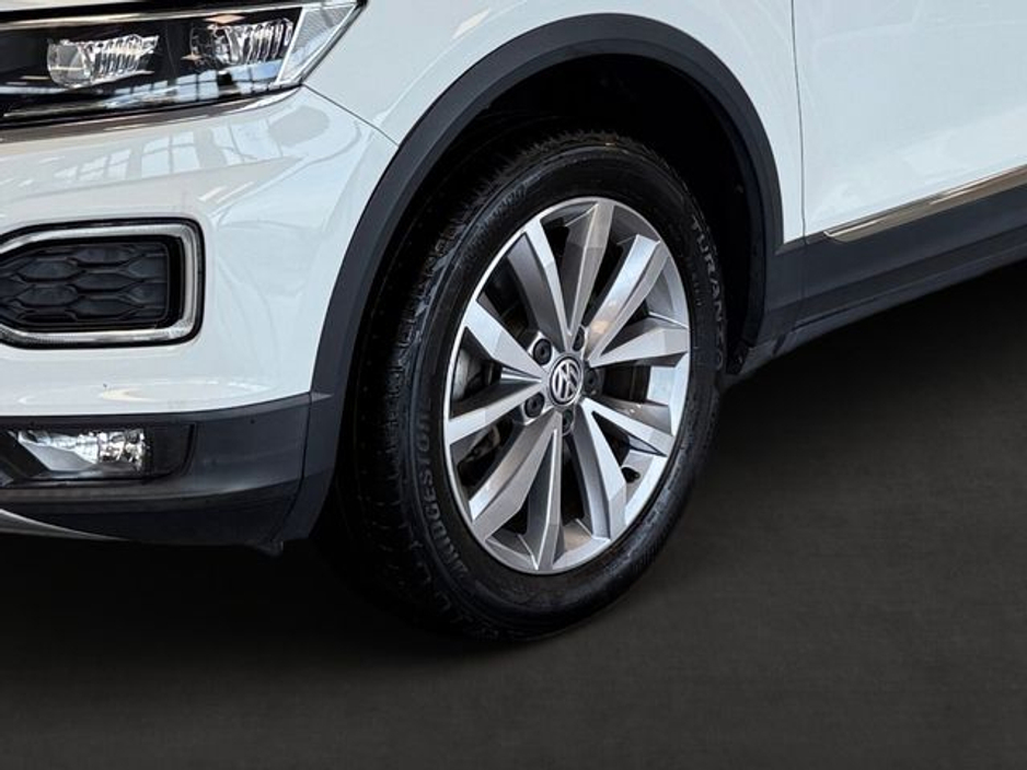 2020 Volkswagen T-Roc - image 10