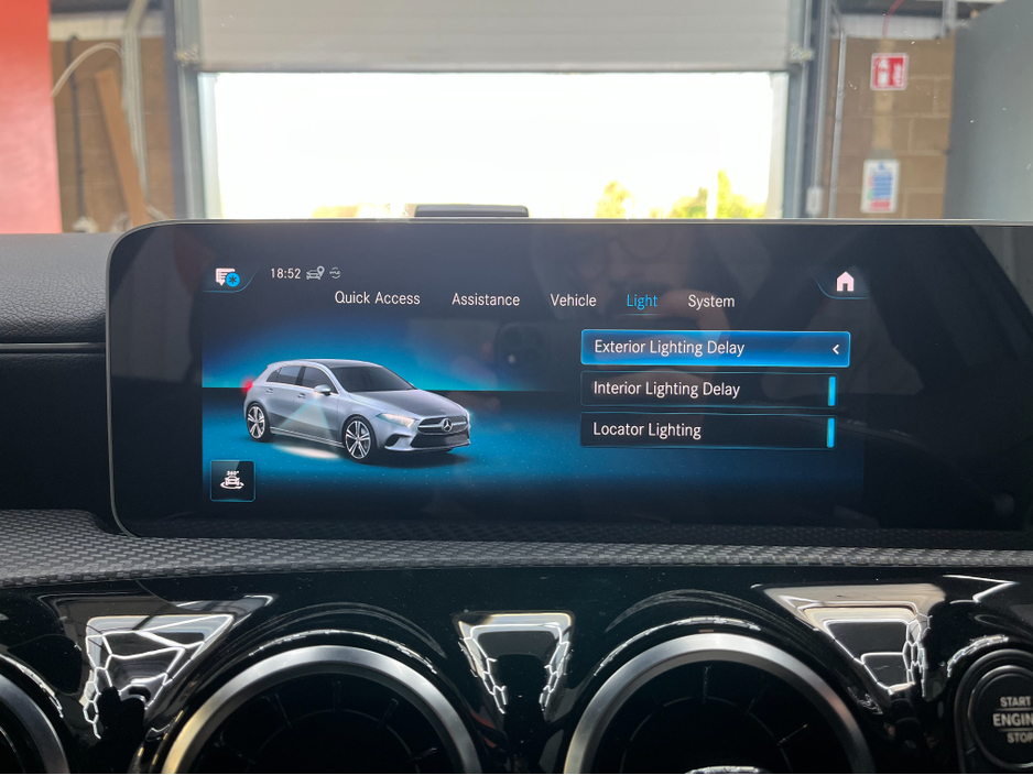 2020 Mercedes-Benz A Class €25950 2020 MERCEDES-BENZ A200D 2.0 AUTOMATIC / CRUISE CONTROL / REVERSE CAMERA / ELECTRIC MEMORY & HEATED SEATS / PADDLE SHIFTERS / APPLE CARPLAY €25,950