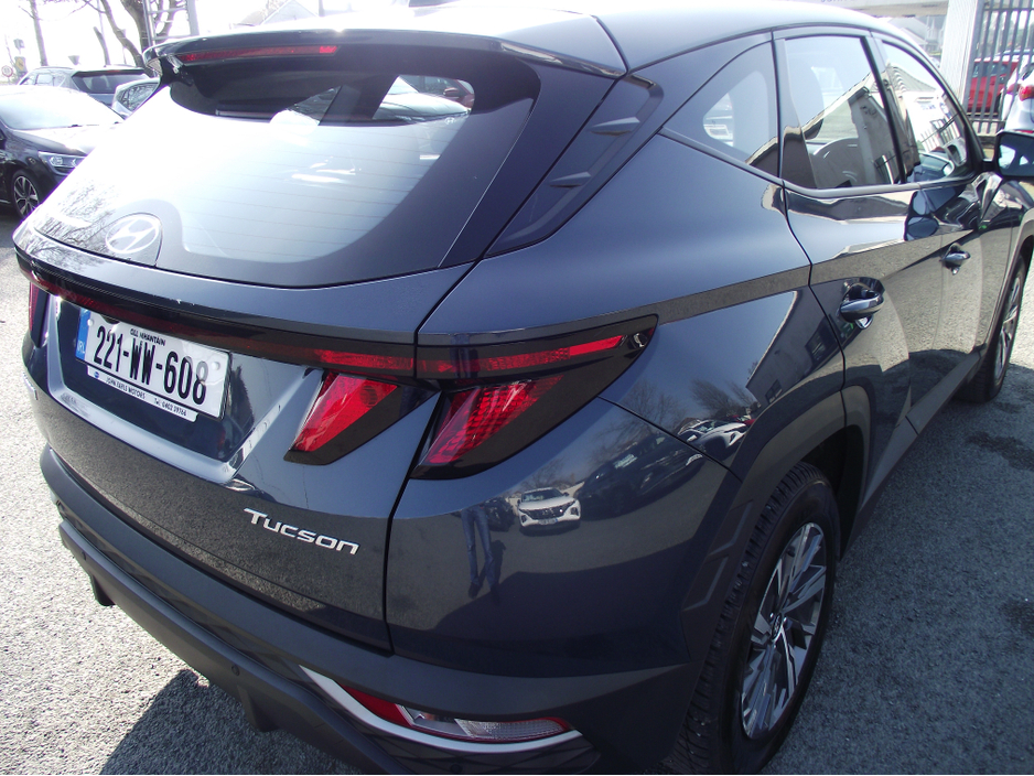 2022 Hyundai Tucson - image 6