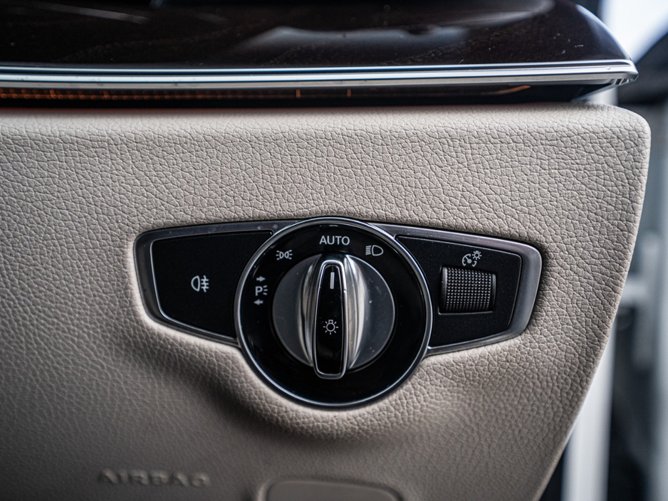 2016 Mercedes-Benz E Class - image 22