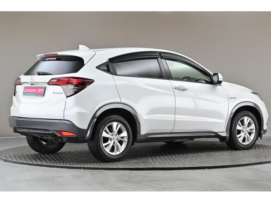2019 Honda Vezel - image 9