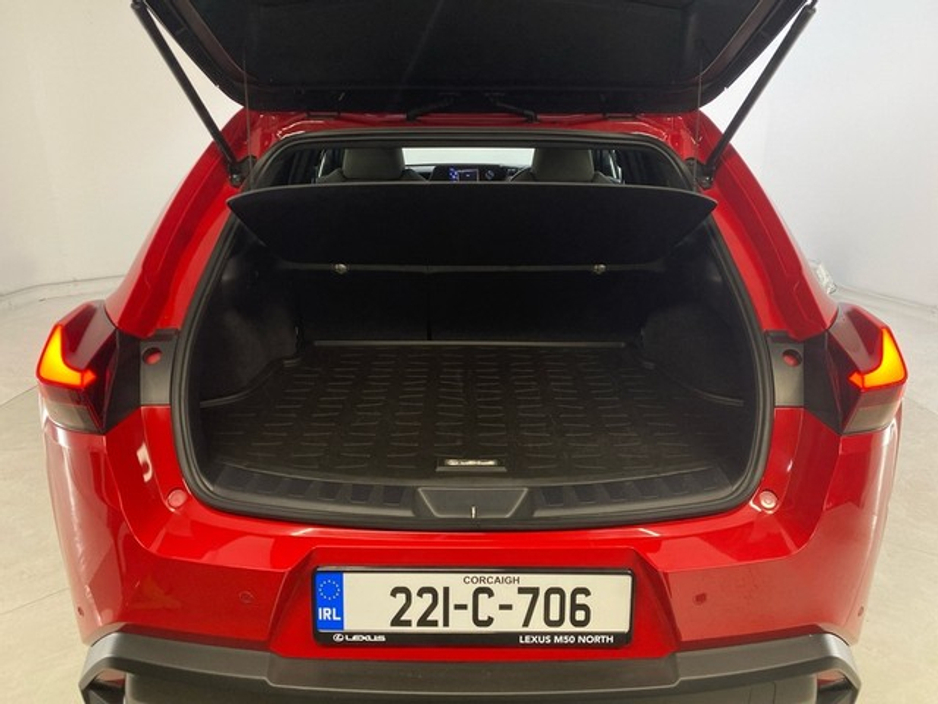 2022 Lexus UX 250 H Dynamic €36,950