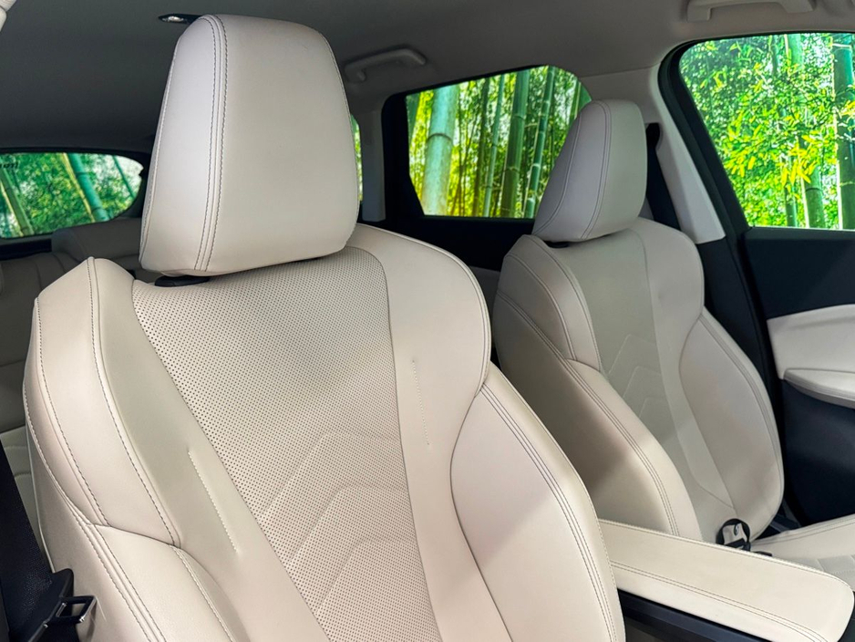 2024 BMW iX1 eDrive20 Sport €44,995