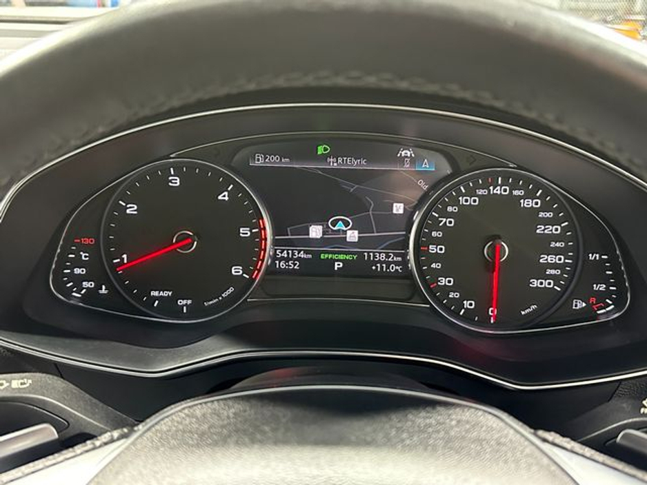 2022 Audi A6 - image 13