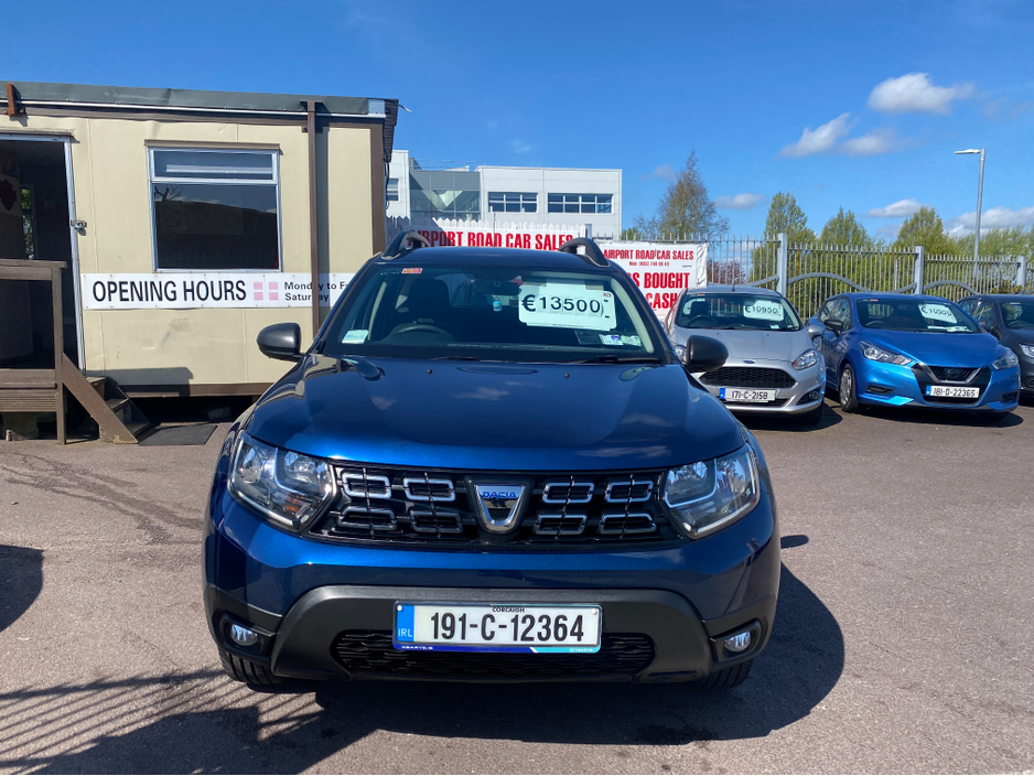 2019 Dacia Duster - image 2