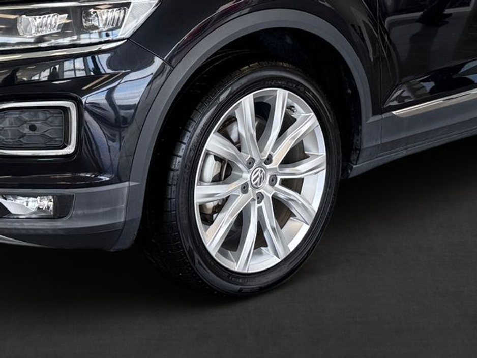 2020 Volkswagen T-Roc - image 10