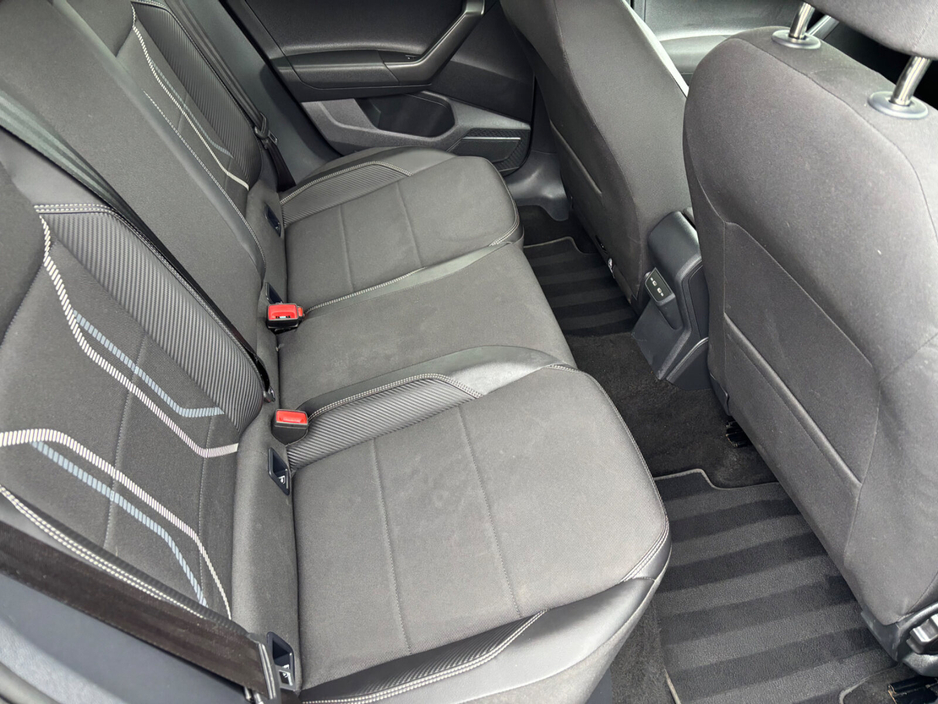 2023 Volkswagen Taigo - image 35