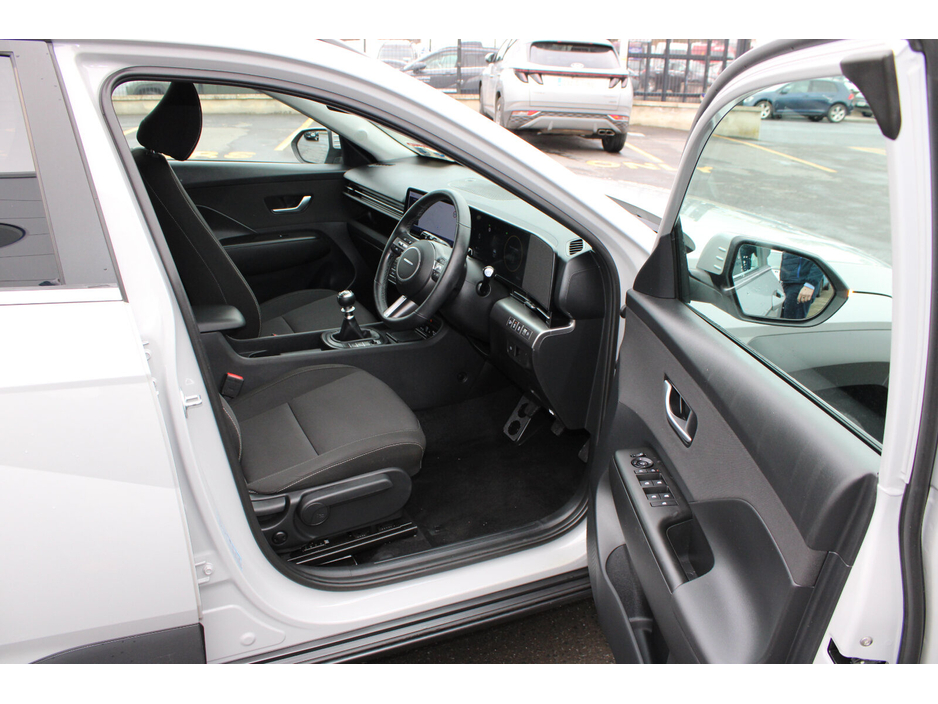 2023 Hyundai Kona - image 11