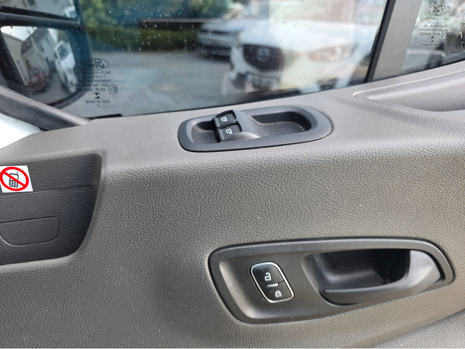 2021 Ford Transit - image 16