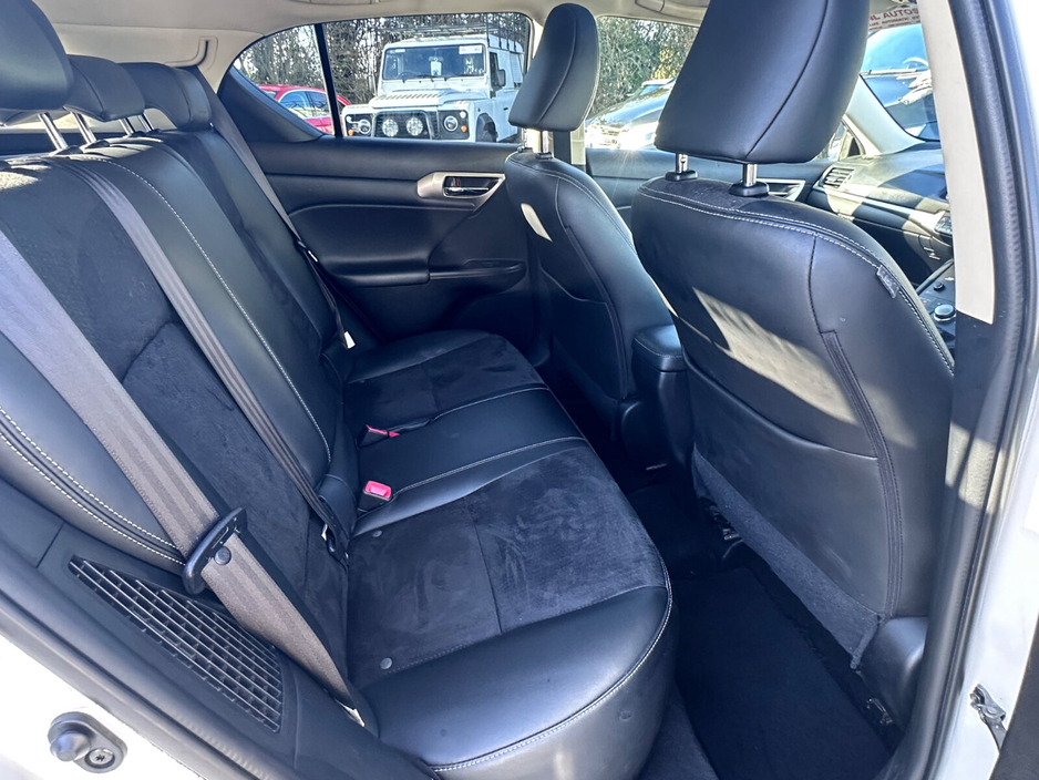 2016 Lexus CT 200 h 200H F-Sport €12,950