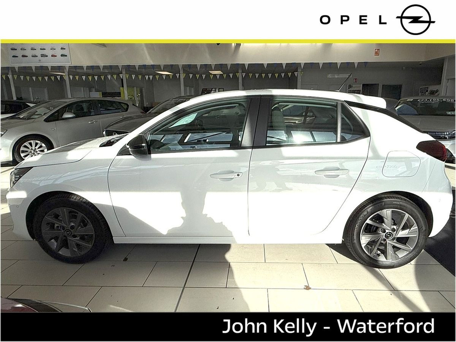 2025 Opel Corsa Elegance 1.2i €28,645