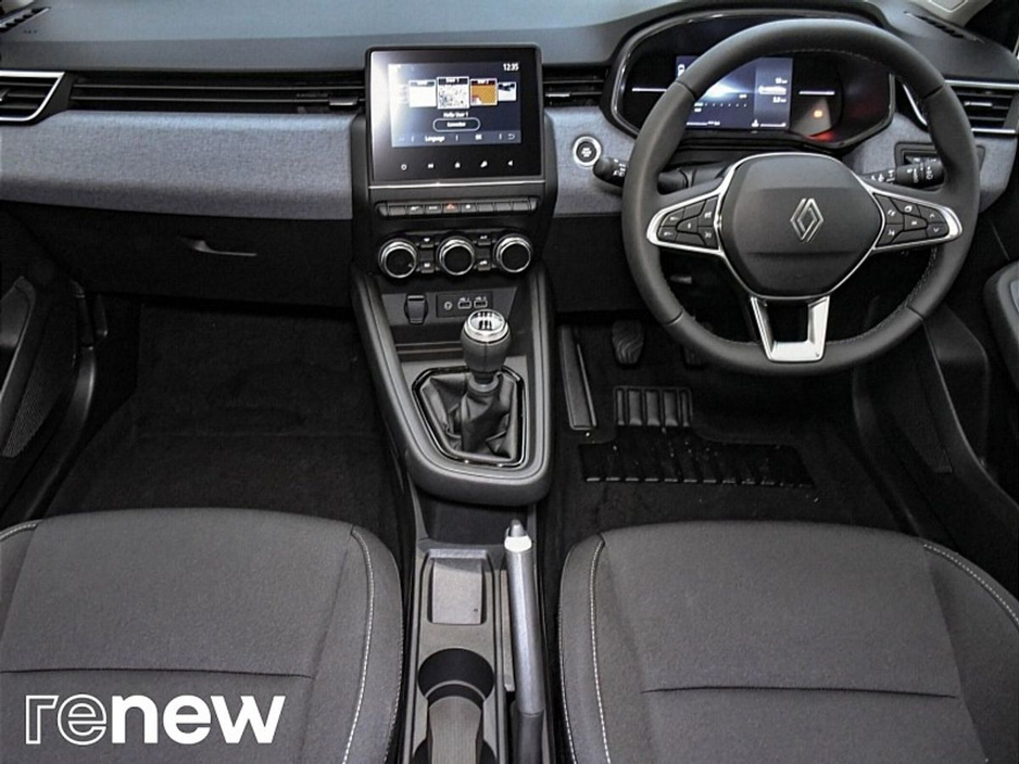 2025 Renault Clio - image 2