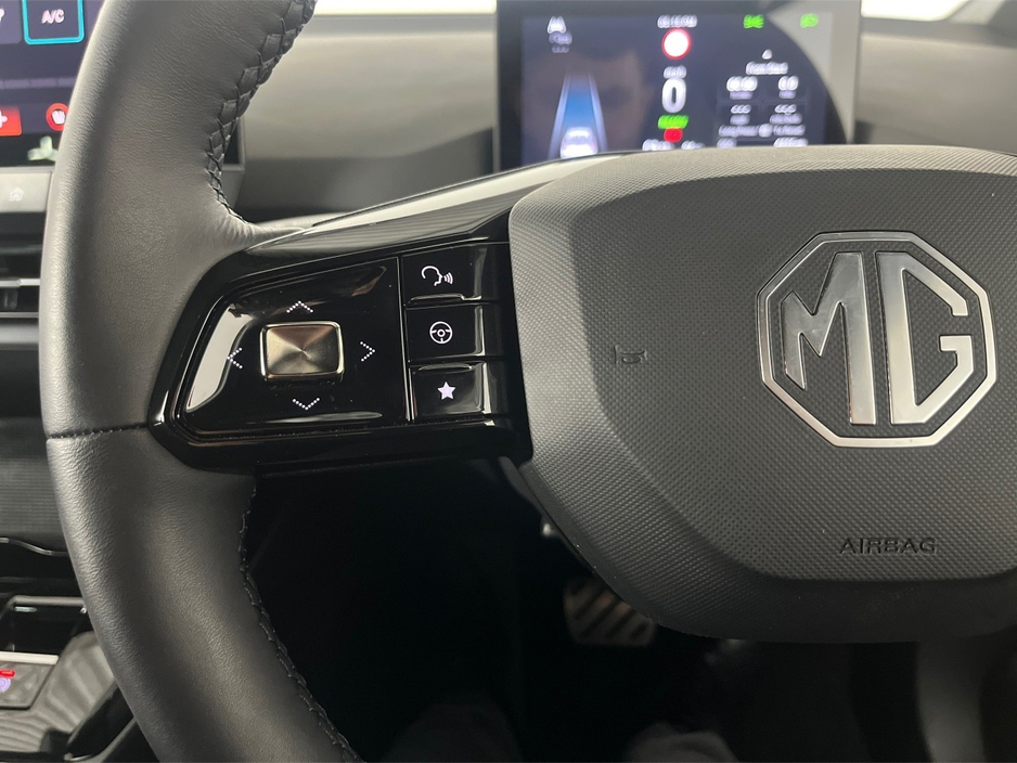 2024 MG MG4 EV X POWER RACING GREEN 435BHP 64KWH AUTO **HEATED ALCANTARA SEATS**18" DIAMOND CUT ALLOY WHEELS WITH TANZANITE ORANGE CALLIPERS**2 TONE ROOF**HEATED STEERING WHEEL**APPLE CARPLAY**TOUCH SCREEN DISPLAY** €30,995