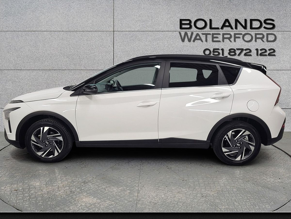 2024 Hyundai Bayon - image 3