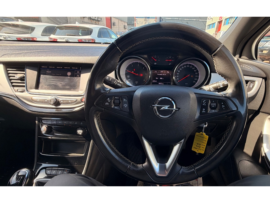 2021 Opel Astra - image 15