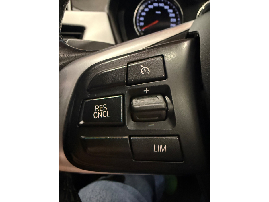 2020 BMW X1 - image 20