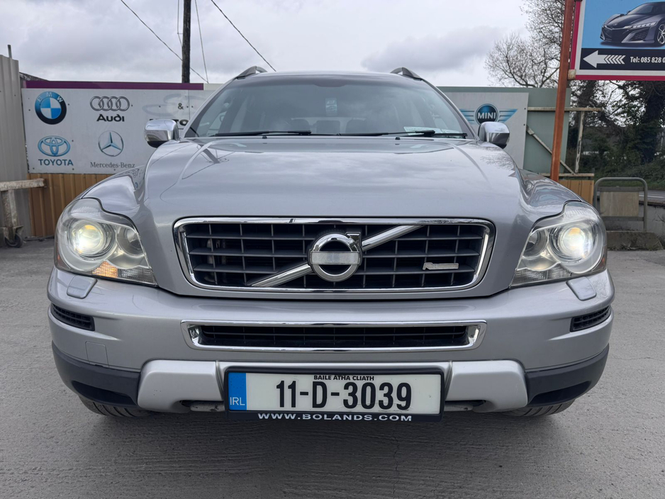 2011 Volvo XC90 - image 6