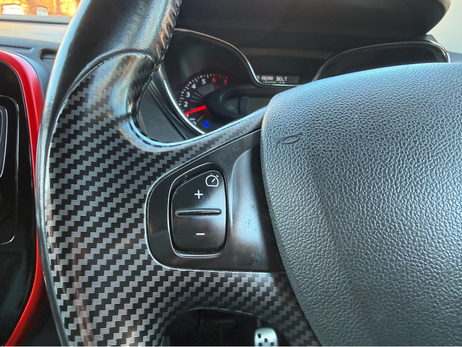 2017 Renault Captur - image 18