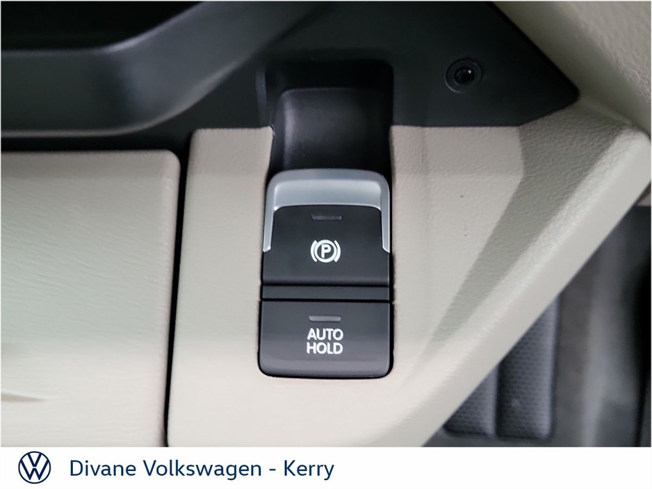 2026 Volkswagen Multivan - image 19