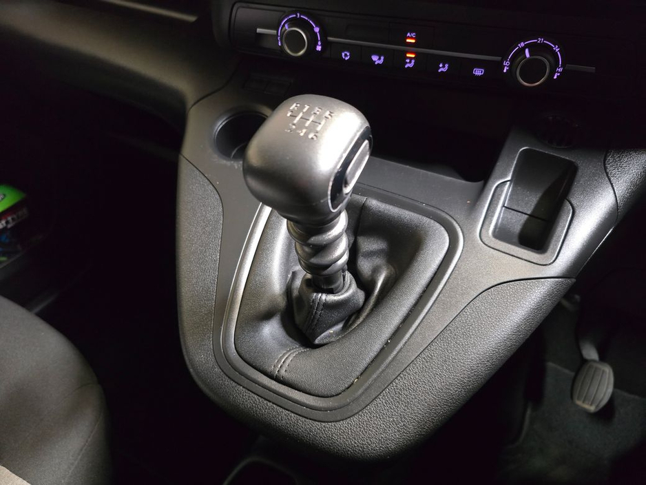 2024 Citroen Berlingo Feel Pack Diesel Bluehdi 100 5 Seats - Wheelchair Accessible €34,950