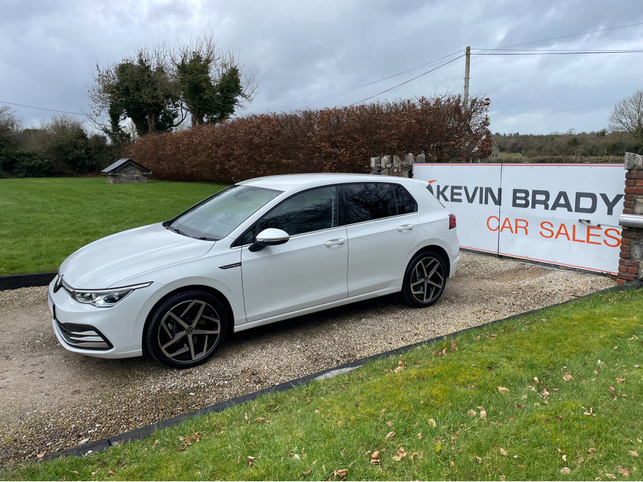 2024 Volkswagen Golf 2.0 TDI 150 BHP DSG STYLE 5 DOOR. €34,950