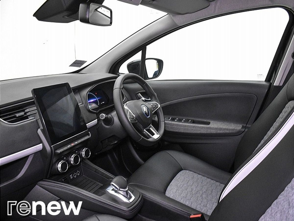 2022 Renault Zoe R135 Z.E 50 GT Line CCS Rapid charge €17,900