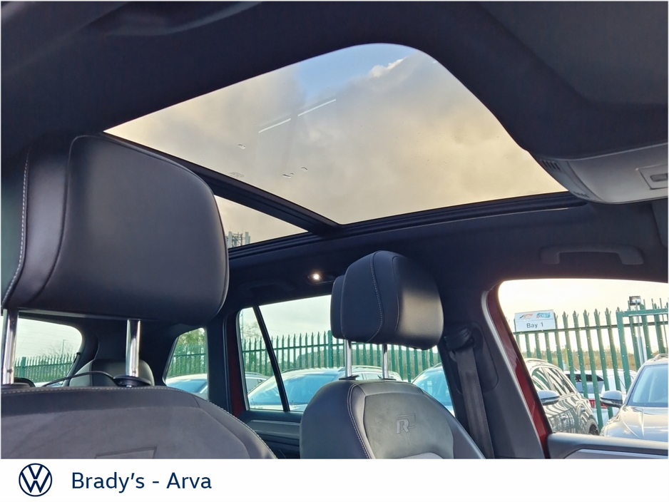 2018 Volkswagen Tiguan - image 20