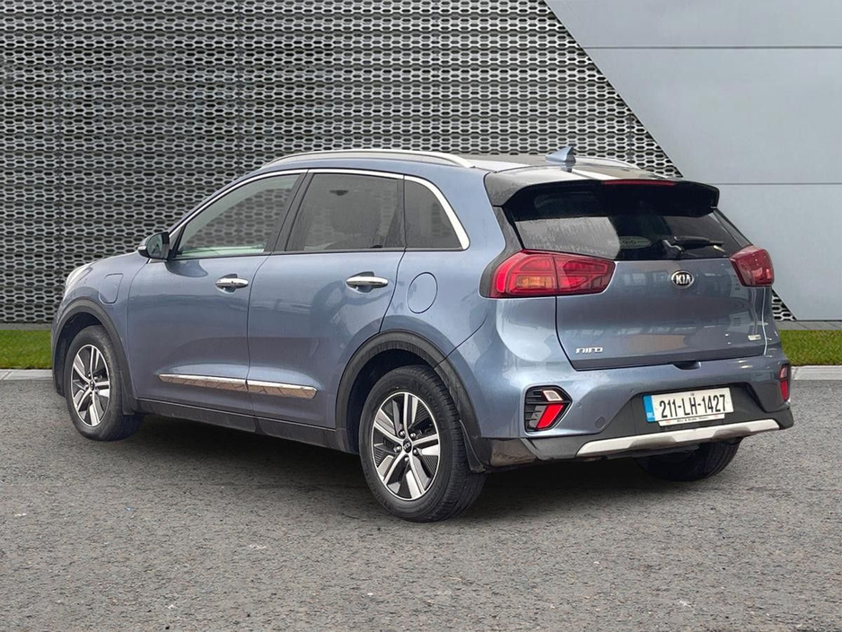 2021 Kia Niro - image 3